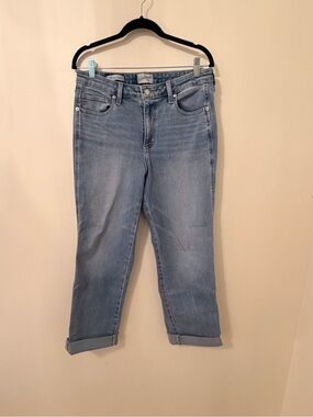 Universal Thread Light Wash Boyfriend Jeans